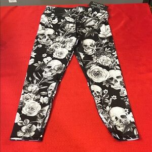Evolution and Creation Black and White Skull Floral Capri Leggings